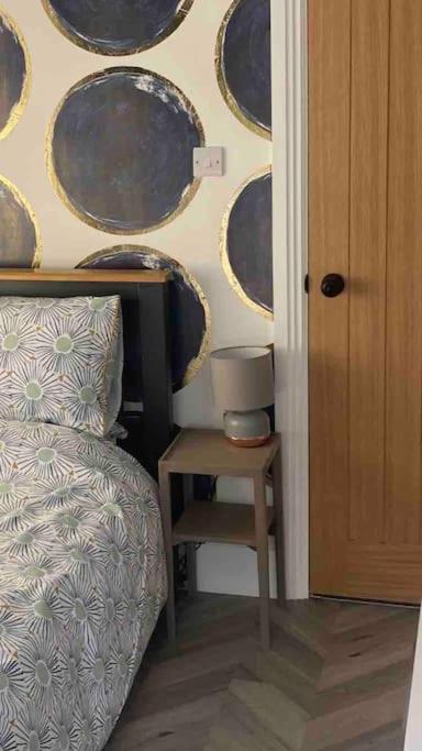 Spacious Semi-Detached Southsea House, Free Parking On Drive Portsmouth Exterior foto